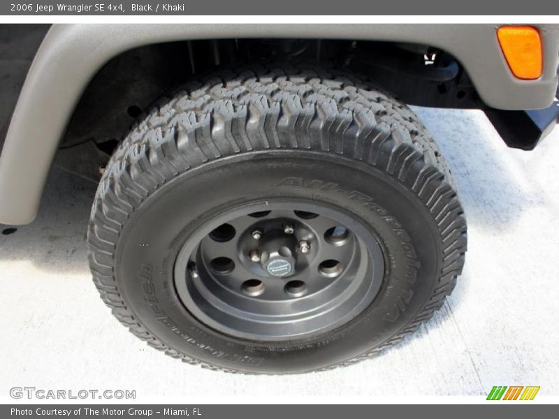 Black / Khaki 2006 Jeep Wrangler SE 4x4