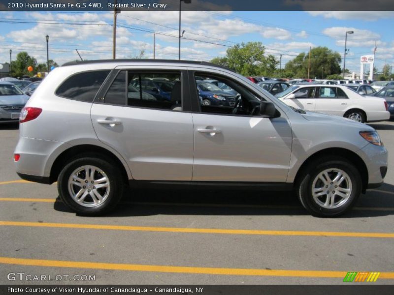 Radiant Silver / Gray 2010 Hyundai Santa Fe GLS 4WD