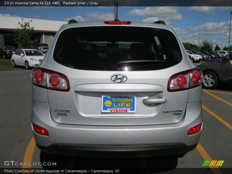 Radiant Silver / Gray 2010 Hyundai Santa Fe GLS 4WD
