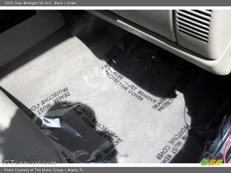 Black / Khaki 2006 Jeep Wrangler SE 4x4