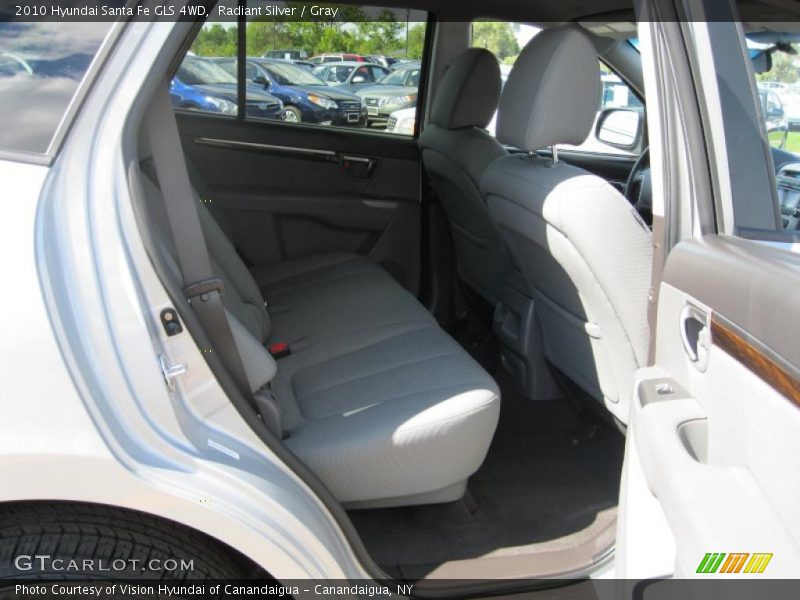 Radiant Silver / Gray 2010 Hyundai Santa Fe GLS 4WD