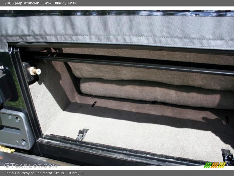 Black / Khaki 2006 Jeep Wrangler SE 4x4