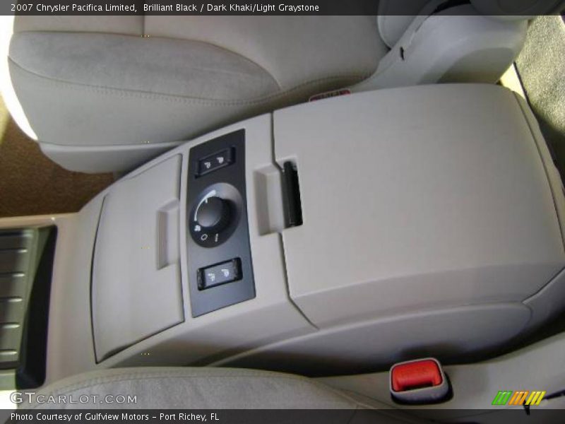Brilliant Black / Dark Khaki/Light Graystone 2007 Chrysler Pacifica Limited