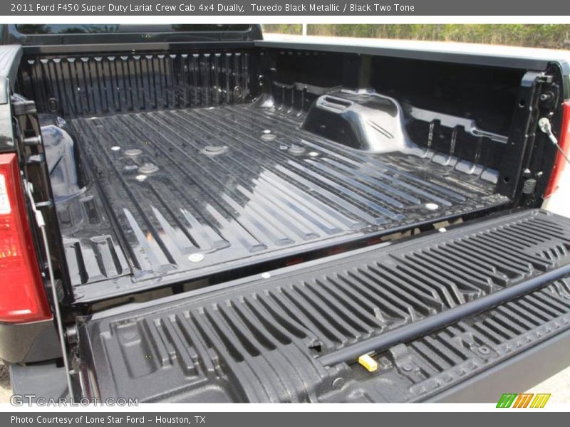 Tuxedo Black Metallic / Black Two Tone 2011 Ford F450 Super Duty Lariat Crew Cab 4x4 Dually
