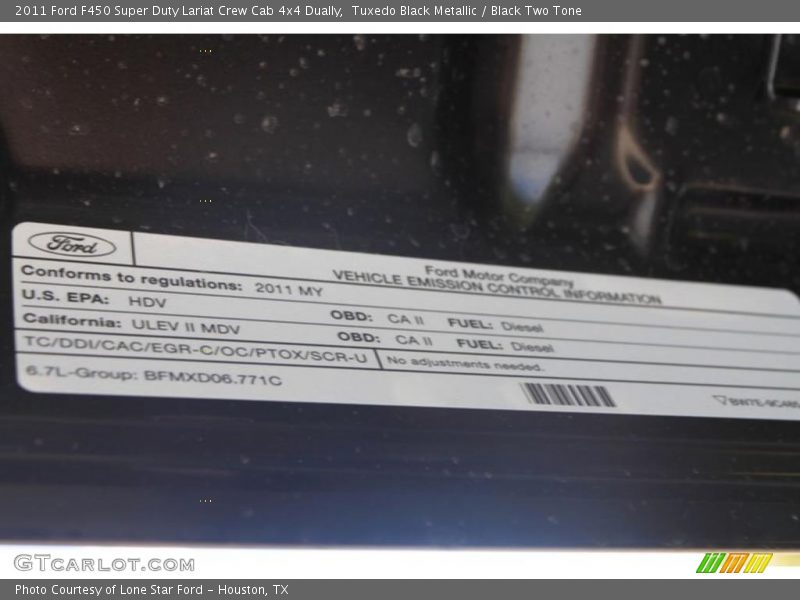 Tuxedo Black Metallic / Black Two Tone 2011 Ford F450 Super Duty Lariat Crew Cab 4x4 Dually