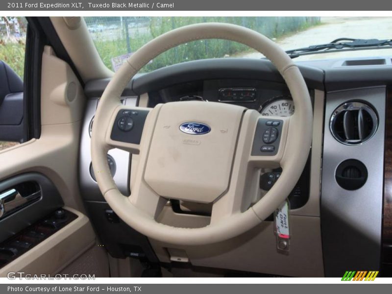 Tuxedo Black Metallic / Camel 2011 Ford Expedition XLT