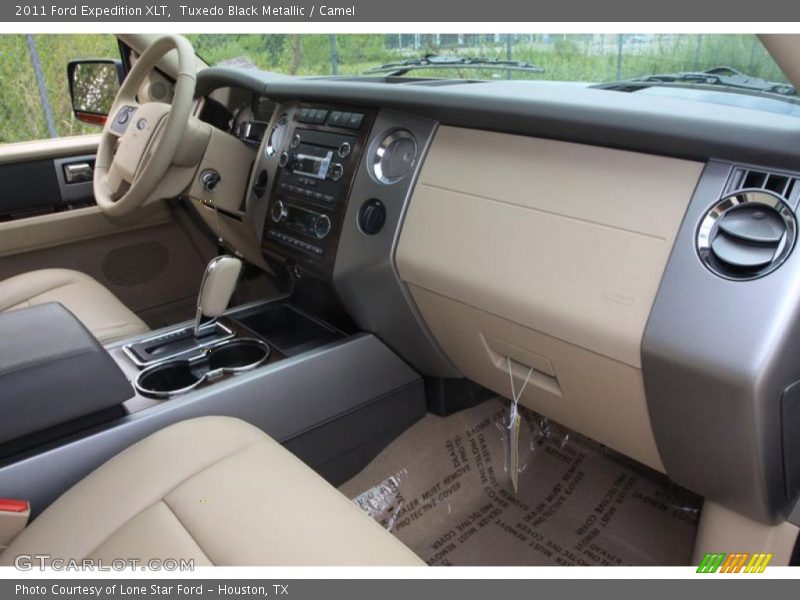 Tuxedo Black Metallic / Camel 2011 Ford Expedition XLT