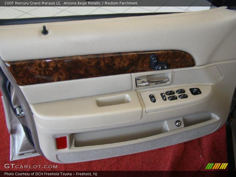 Arizona Beige Metallic / Medium Parchment 2005 Mercury Grand Marquis LS