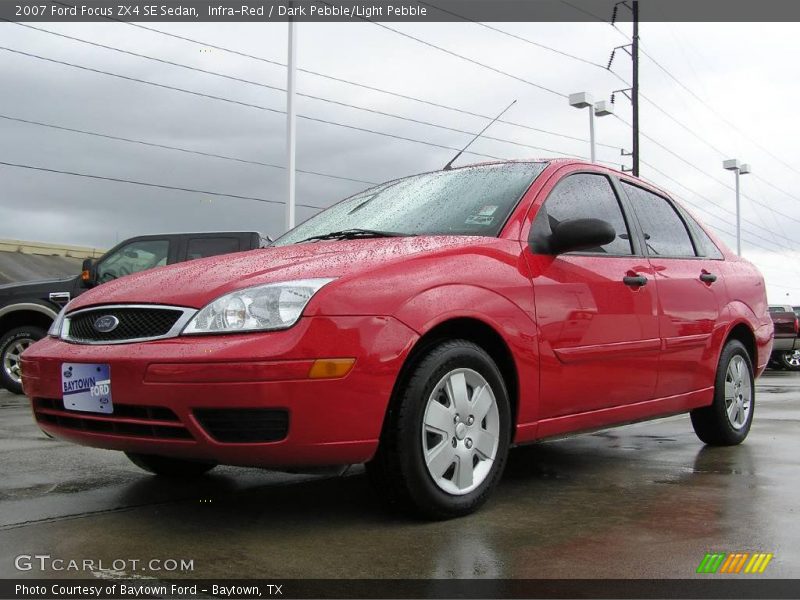 Infra-Red / Dark Pebble/Light Pebble 2007 Ford Focus ZX4 SE Sedan