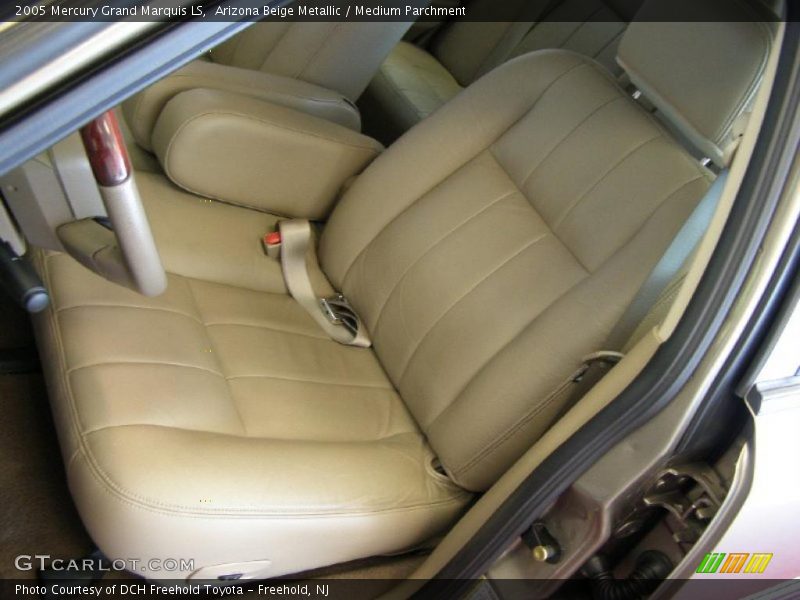 Arizona Beige Metallic / Medium Parchment 2005 Mercury Grand Marquis LS