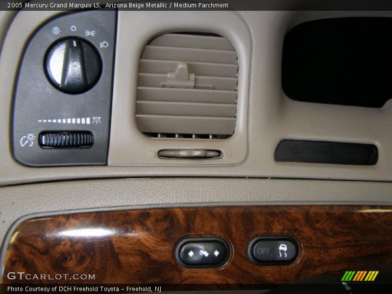 Arizona Beige Metallic / Medium Parchment 2005 Mercury Grand Marquis LS