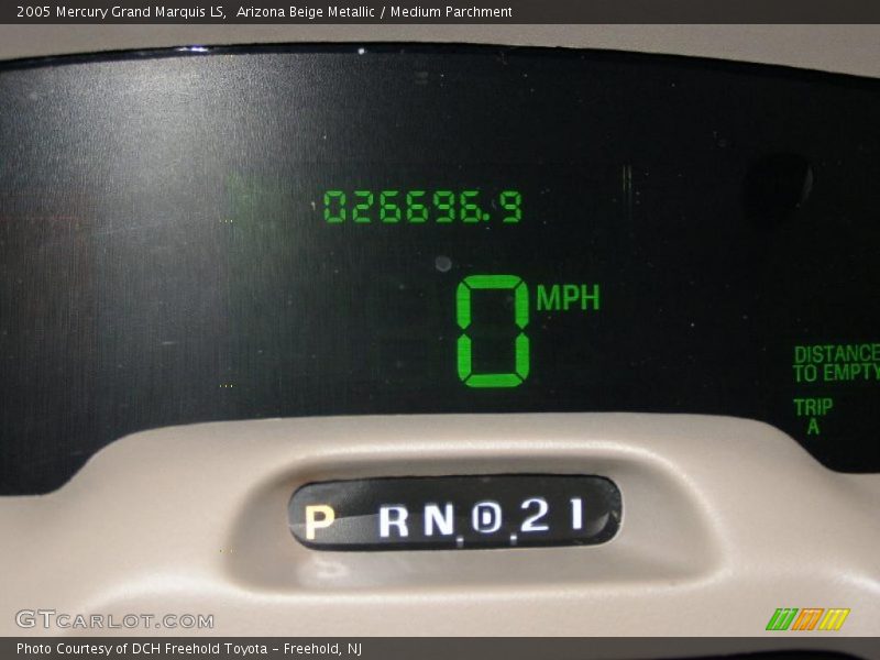 Arizona Beige Metallic / Medium Parchment 2005 Mercury Grand Marquis LS