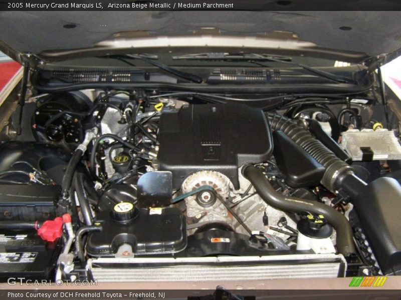 Arizona Beige Metallic / Medium Parchment 2005 Mercury Grand Marquis LS