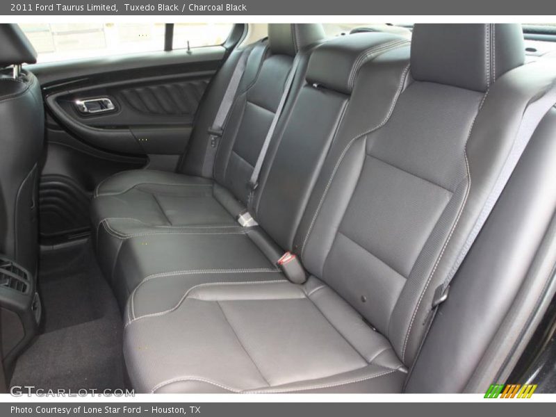 Tuxedo Black / Charcoal Black 2011 Ford Taurus Limited