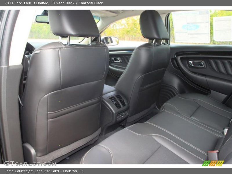 Tuxedo Black / Charcoal Black 2011 Ford Taurus Limited