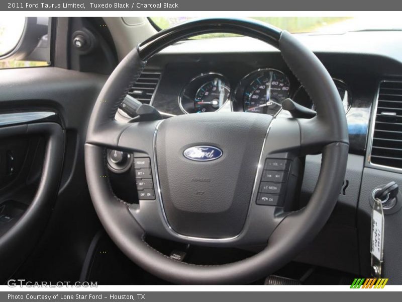 Tuxedo Black / Charcoal Black 2011 Ford Taurus Limited