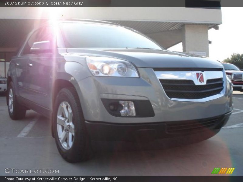 Ocean Mist / Gray 2007 Saturn Outlook XR