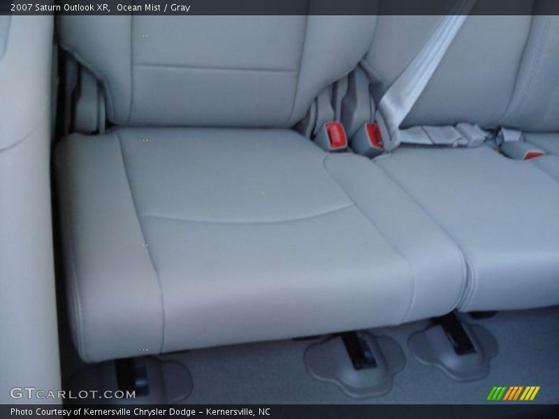 Ocean Mist / Gray 2007 Saturn Outlook XR