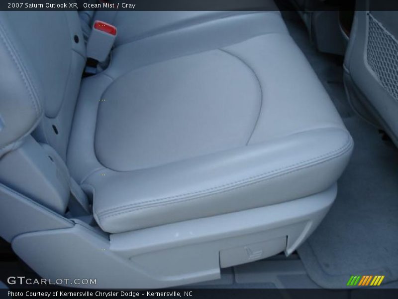 Ocean Mist / Gray 2007 Saturn Outlook XR