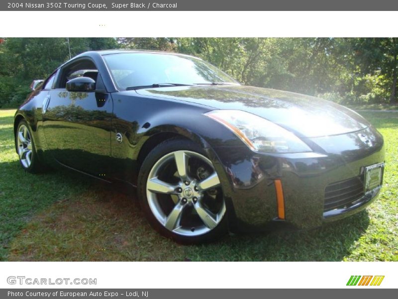 Super Black / Charcoal 2004 Nissan 350Z Touring Coupe