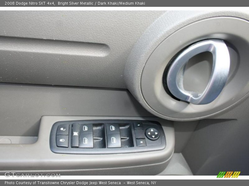 Bright Silver Metallic / Dark Khaki/Medium Khaki 2008 Dodge Nitro SXT 4x4