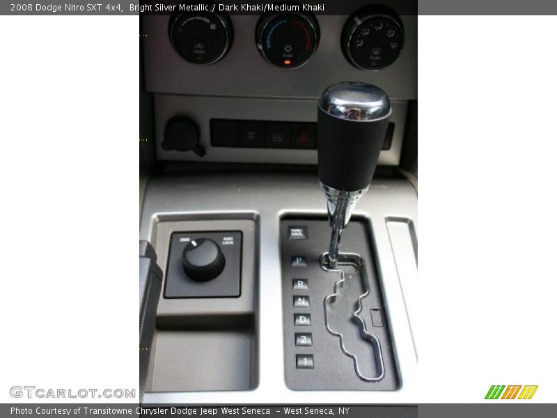 Bright Silver Metallic / Dark Khaki/Medium Khaki 2008 Dodge Nitro SXT 4x4