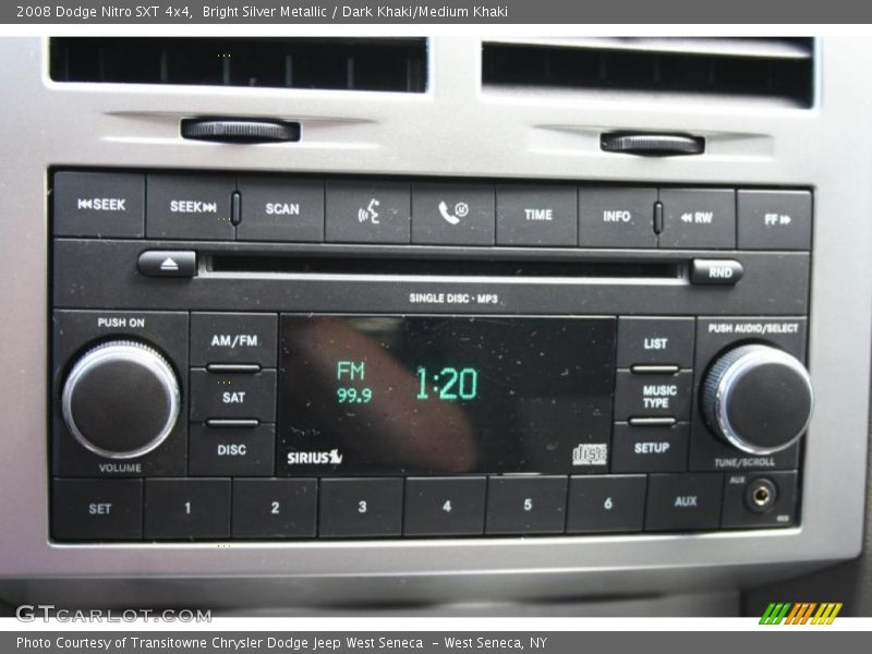 Bright Silver Metallic / Dark Khaki/Medium Khaki 2008 Dodge Nitro SXT 4x4