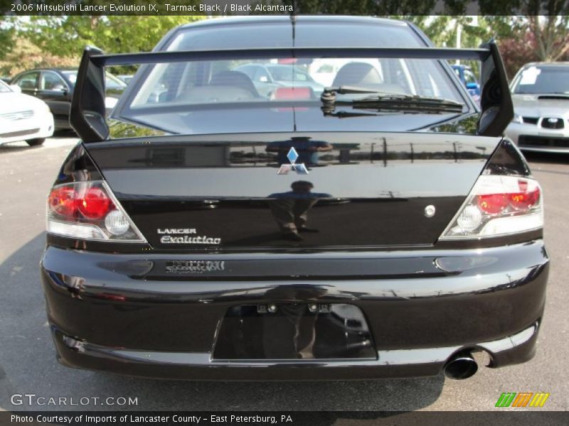 Tarmac Black / Black Alcantara 2006 Mitsubishi Lancer Evolution IX