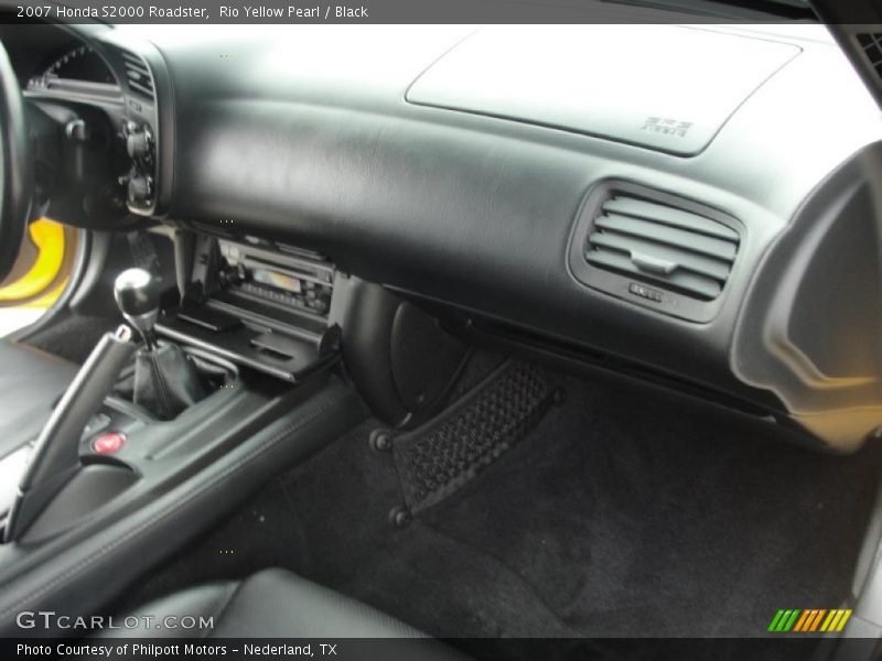 Rio Yellow Pearl / Black 2007 Honda S2000 Roadster