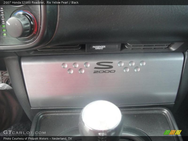 Rio Yellow Pearl / Black 2007 Honda S2000 Roadster