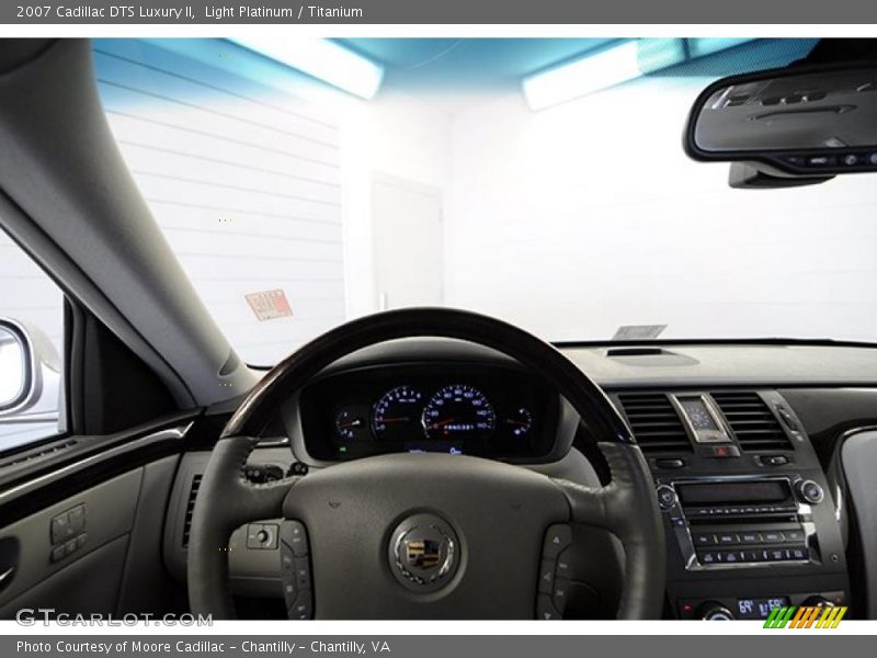 Light Platinum / Titanium 2007 Cadillac DTS Luxury II