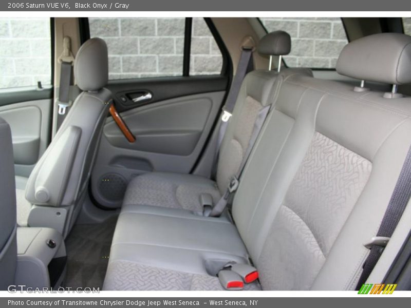 Black Onyx / Gray 2006 Saturn VUE V6