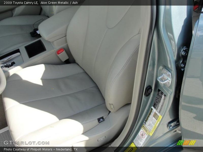 Aloe Green Metallic / Ash 2009 Toyota Camry LE