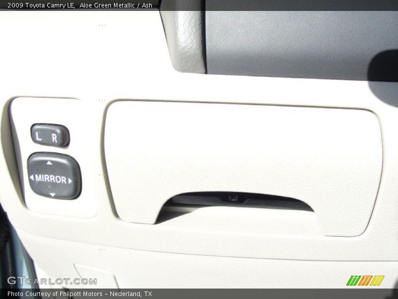 Aloe Green Metallic / Ash 2009 Toyota Camry LE