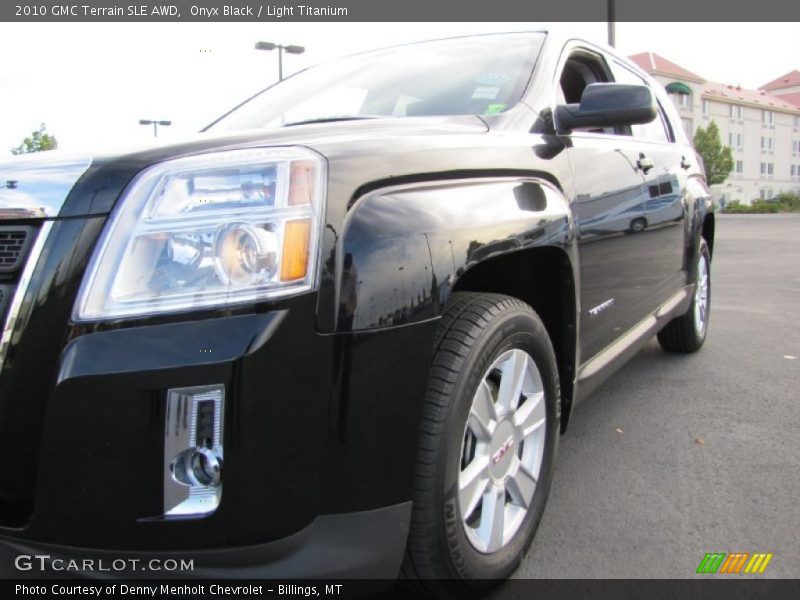 Onyx Black / Light Titanium 2010 GMC Terrain SLE AWD