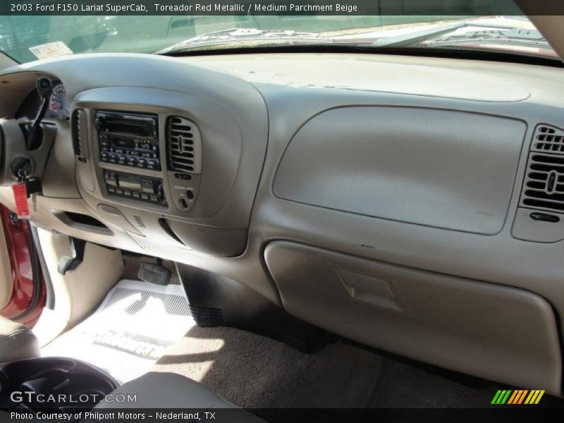 Toreador Red Metallic / Medium Parchment Beige 2003 Ford F150 Lariat SuperCab