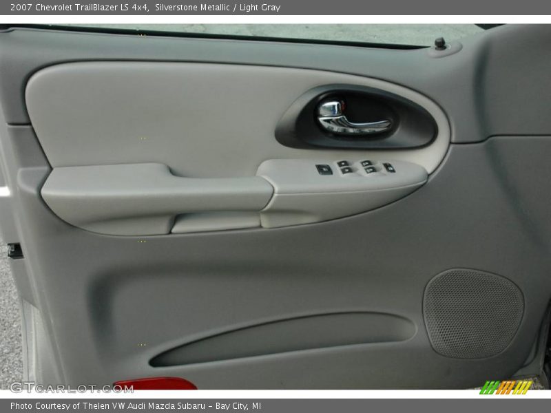 Silverstone Metallic / Light Gray 2007 Chevrolet TrailBlazer LS 4x4
