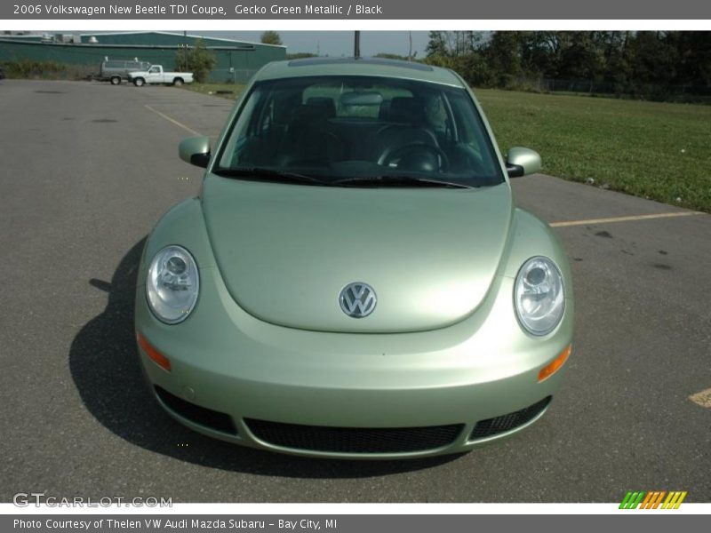Gecko Green Metallic / Black 2006 Volkswagen New Beetle TDI Coupe