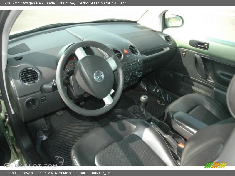 Gecko Green Metallic / Black 2006 Volkswagen New Beetle TDI Coupe