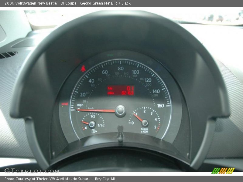 Gecko Green Metallic / Black 2006 Volkswagen New Beetle TDI Coupe