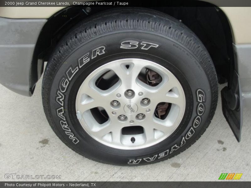 Champagne Pearlcoat / Taupe 2000 Jeep Grand Cherokee Laredo