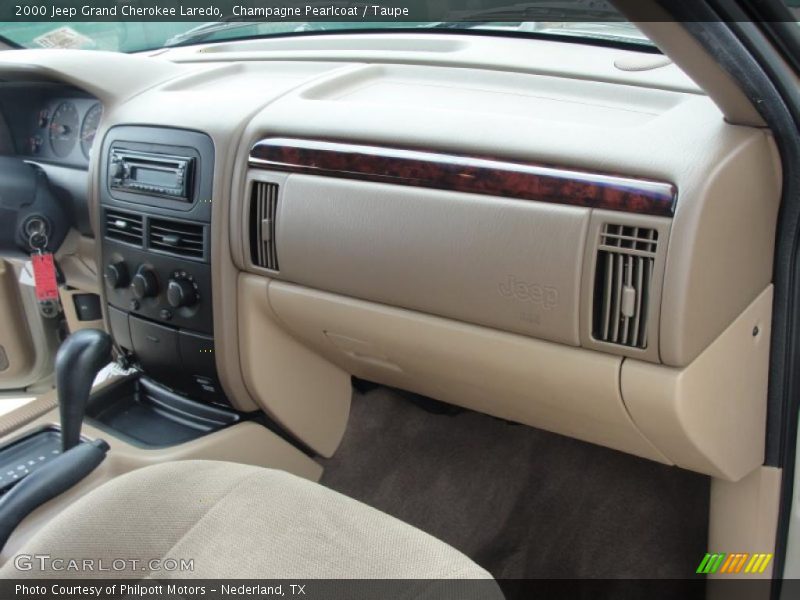 Champagne Pearlcoat / Taupe 2000 Jeep Grand Cherokee Laredo