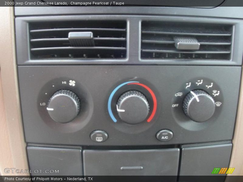 Champagne Pearlcoat / Taupe 2000 Jeep Grand Cherokee Laredo