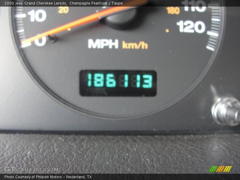 Champagne Pearlcoat / Taupe 2000 Jeep Grand Cherokee Laredo