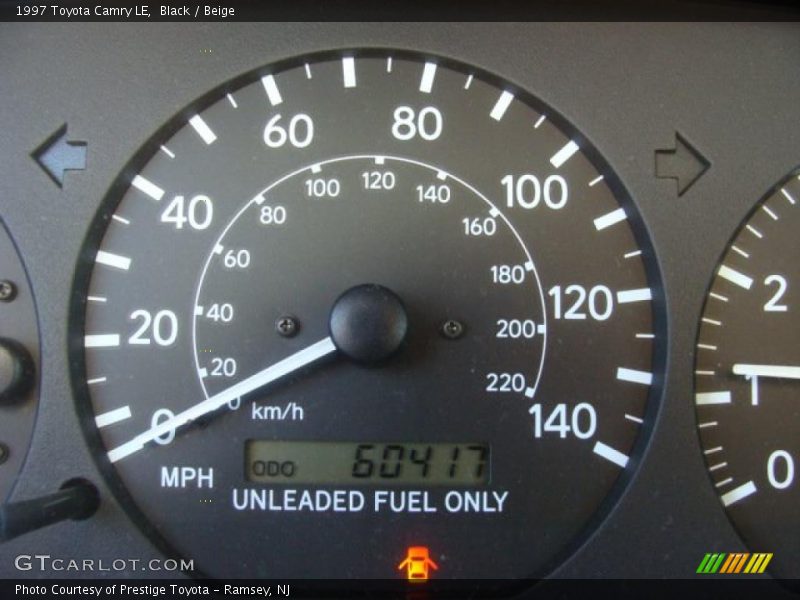 Black / Beige 1997 Toyota Camry LE
