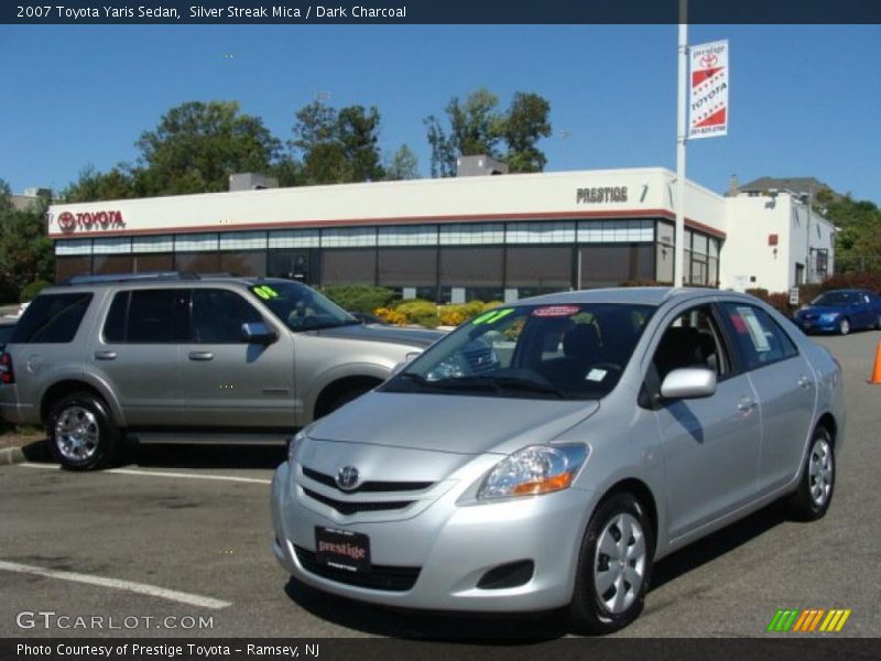 Silver Streak Mica / Dark Charcoal 2007 Toyota Yaris Sedan