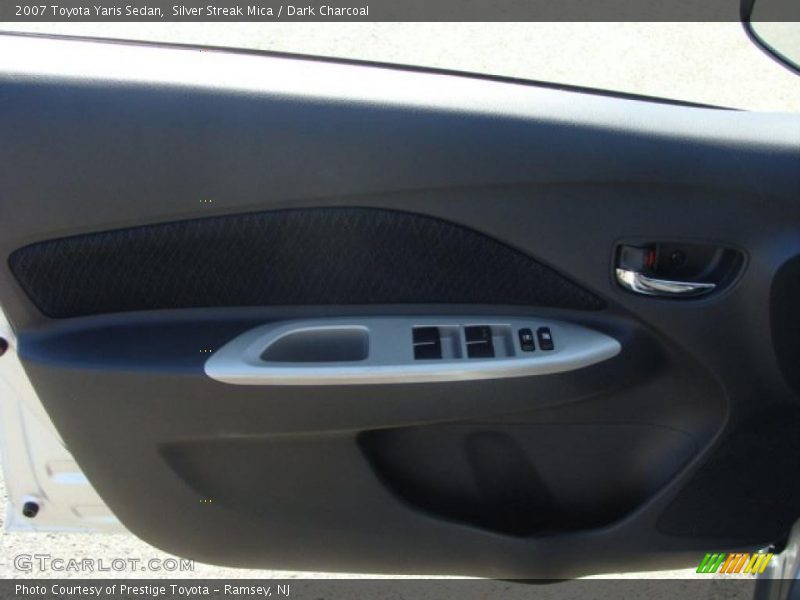 Silver Streak Mica / Dark Charcoal 2007 Toyota Yaris Sedan