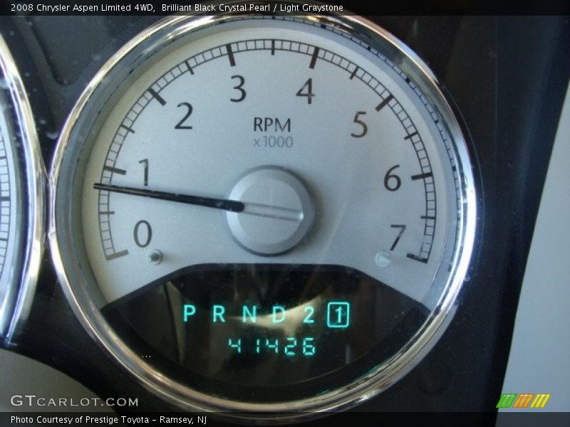 Brilliant Black Crystal Pearl / Light Graystone 2008 Chrysler Aspen Limited 4WD