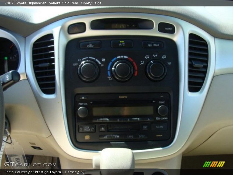 Sonora Gold Pearl / Ivory Beige 2007 Toyota Highlander