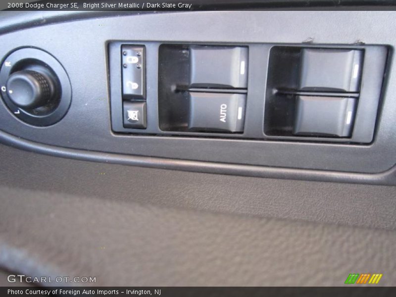 Bright Silver Metallic / Dark Slate Gray 2008 Dodge Charger SE